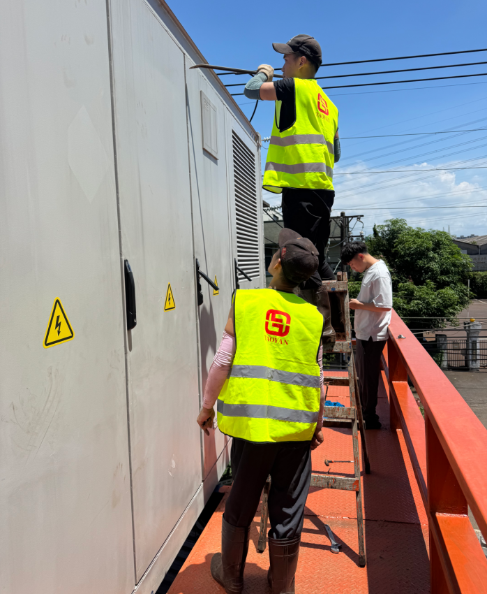 حل 2610KWH-1250KW فريق TAOYAN يثبّت وحدة BESS 2610kWh