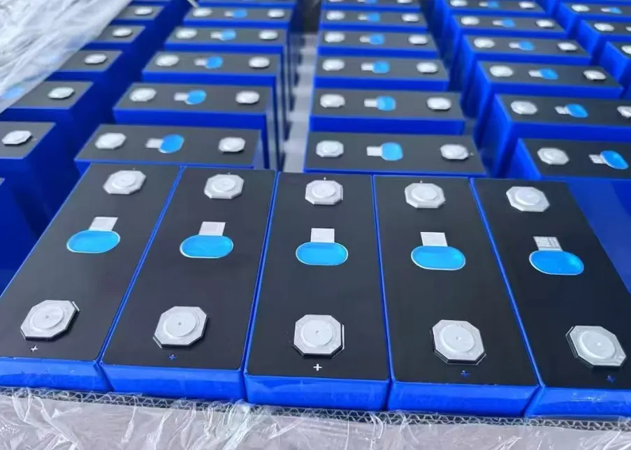 Why 314Ah LFP Cells Are Becoming the Mainstream for High-Capacity ESS Battery Packs 314Ah LFP prismatic cells arranged in a high-capacity ESS battery pack
