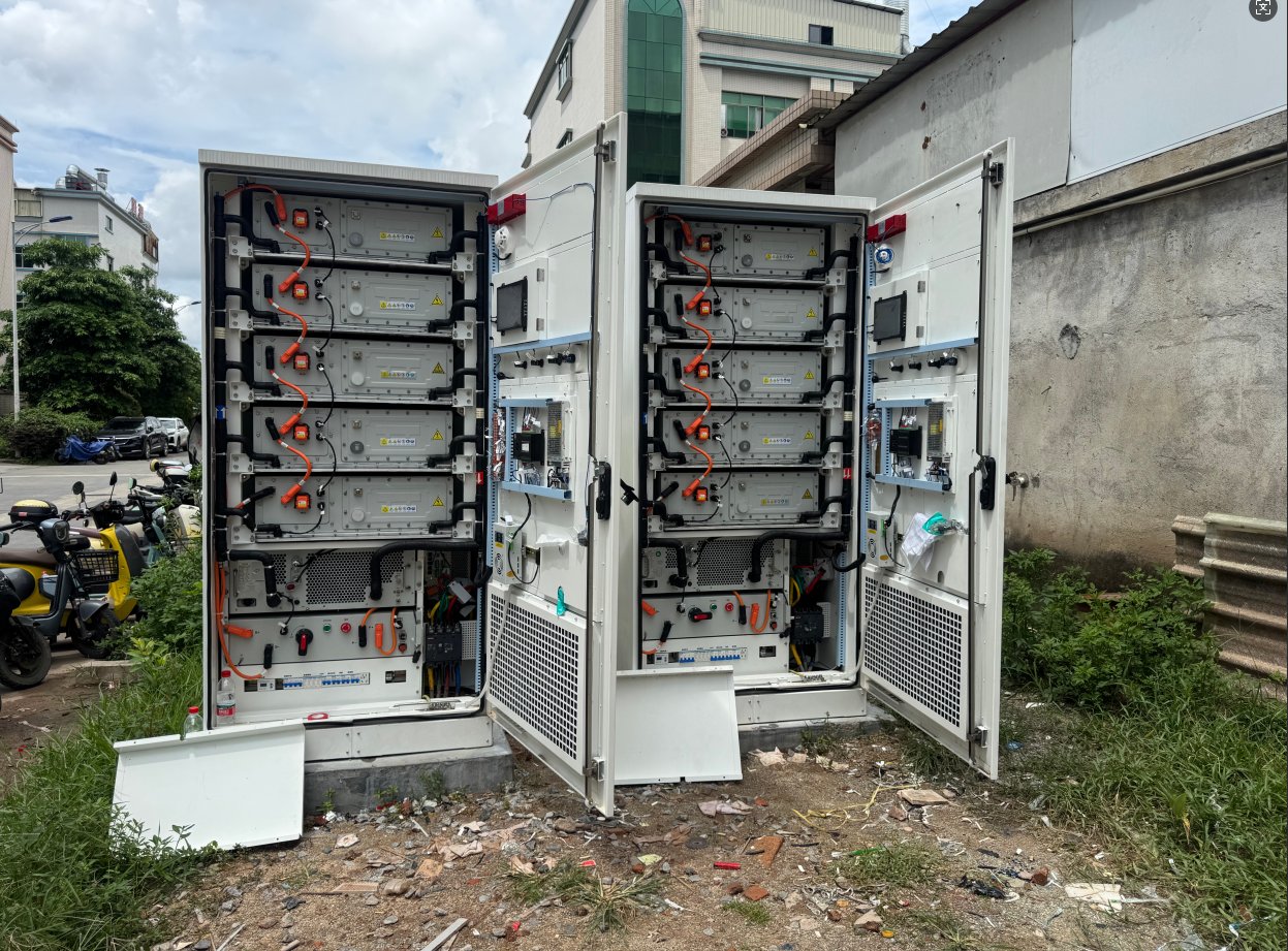 522KWH-250KW Malaysia Solution Malaysia 522kWh dual storage units front view - both cabinets open showing internal battery modules